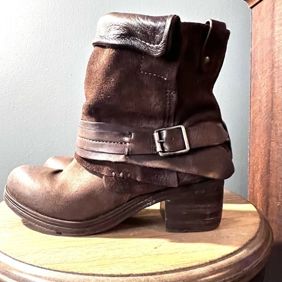 Miss Mooz Leather Heeled Ankle Boots - Picture 1 of 9